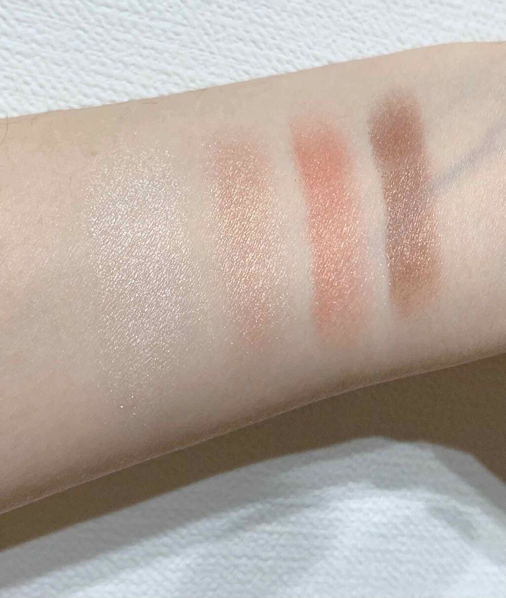 グロッシーリッチ アイズ N/Visée/アイシャドウパレットを使ったクチコミ（2枚目）