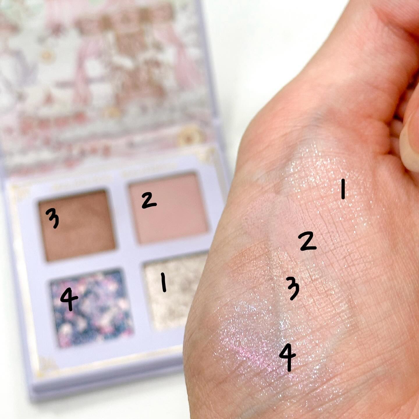 シャドーフラッシュ  BE222 「陽だまりコースター」/MAJOLICA MAJORCA/アイシャドウパレットを使ったクチコミ（2枚目）