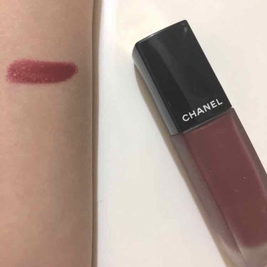 【lip】

good
・発色が良い
・オシャレ顔になれる

bad
・価格
・塗り直ししにくい
・乾かすのに少し時間がいる


feel
少し紫みのあるっぽい赤リップ。
濃い顔が好きな方、大人っぽいの