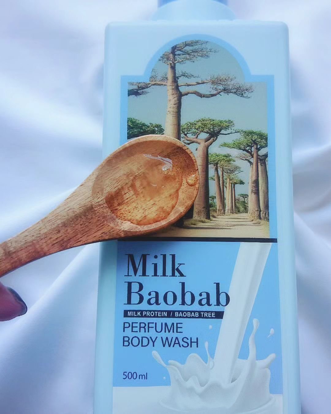 ミルクバオバブ パフュームボディウォッシュ ホワイトムスク/ミルクバオバブ/ボディソープを使ったクチコミ（3枚目）