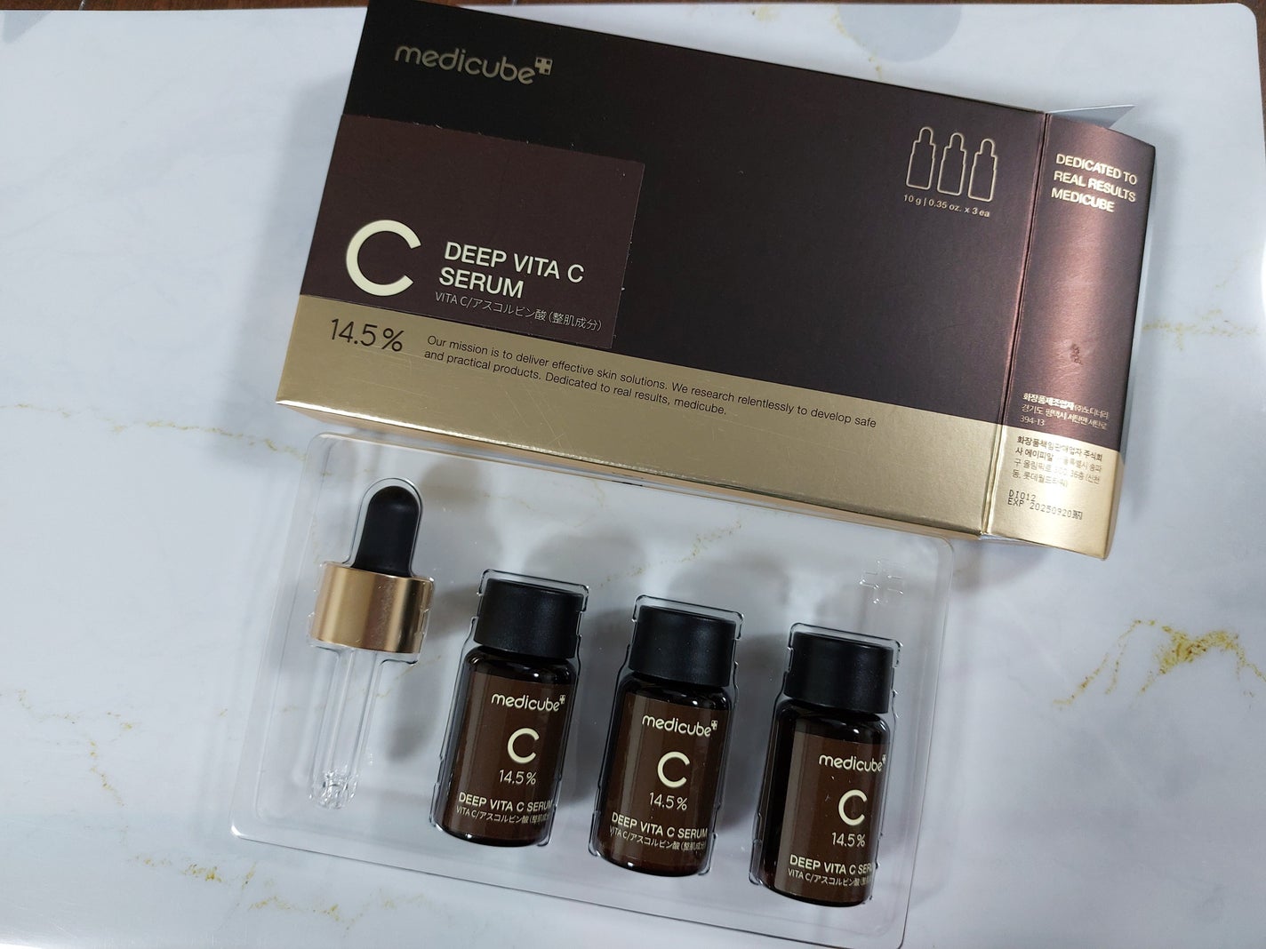 ディープビタCアンプル2.0/MEDICUBE/美容液を使ったクチコミ(6枚目)