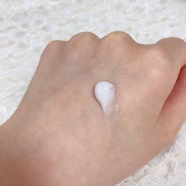 アクネスラボ 薬用ニキビケア保湿ジェルクリームのクチコミ「♡アクネスラボ♡
薬用ニキビケア保湿ジェルクリーム
60g

サラッともっちりクリーム✨

ジ.....」（3枚目）