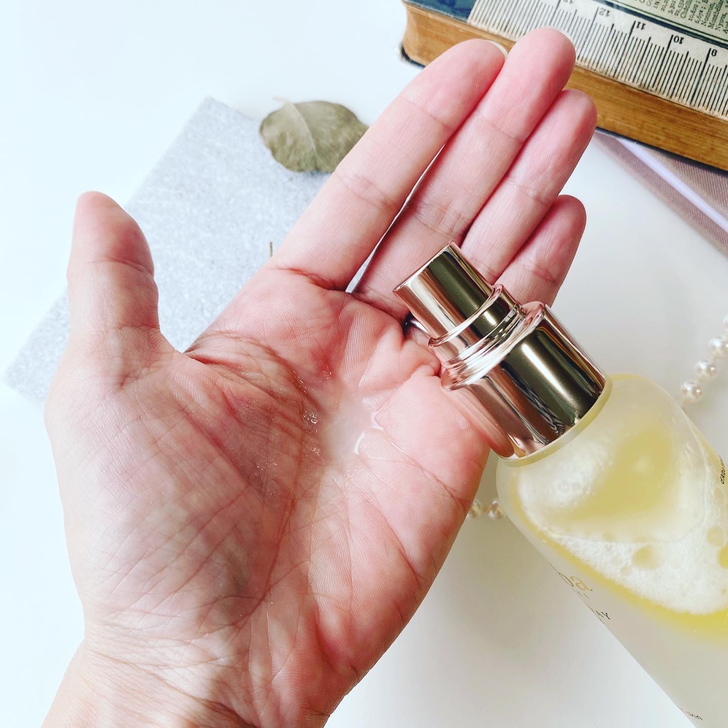 ダルバ ホワイトトリュフファーストスプレーセラム/ダルバ/ミスト状化粧水を使ったクチコミ（3枚目）