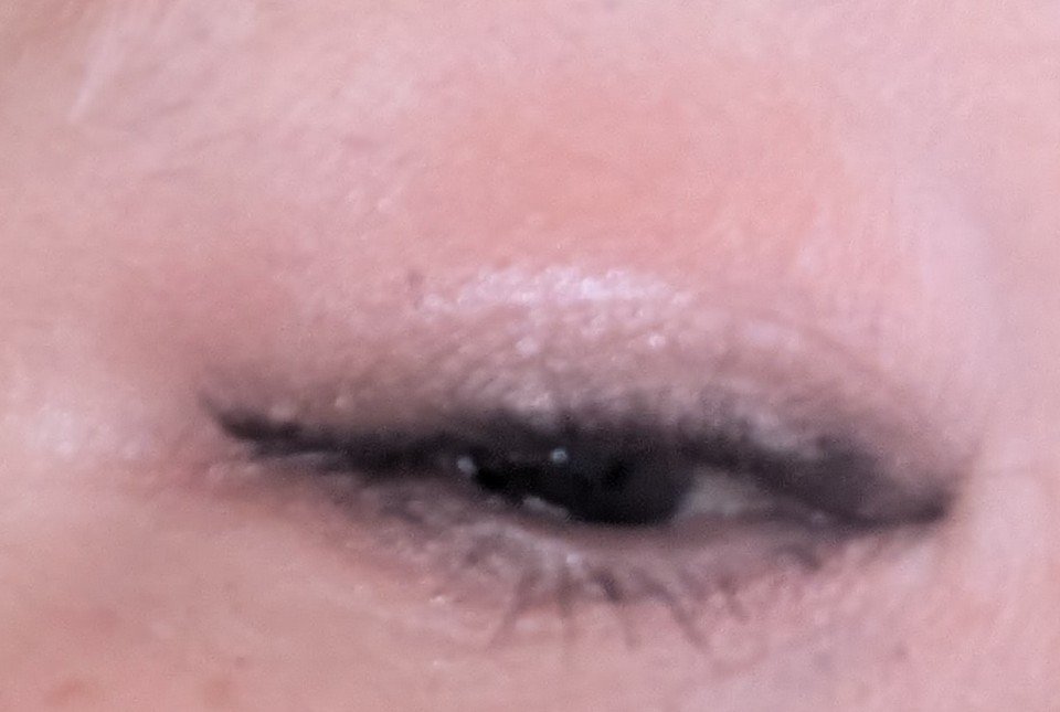 イロミッケ カラーリキッドアイライナー 09 メタリックブラウン(Metallic Brown)/iromikke/リキッドアイライナーを使ったクチコミ（3枚目）