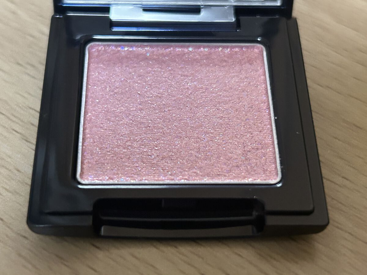 ラズル アイカラー 37 Sequin dress/エレガンス ラズル /単色アイシャドウを使ったクチコミ（1枚目）