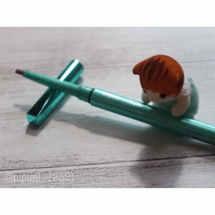 「密着アイライナー」クリームペンシル/デジャヴュ/ペンシルアイライナーを使ったクチコミ(1枚目)