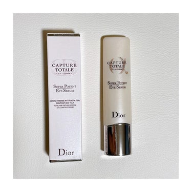 .
.
@diorbeauty 

→ skin care
Dior
CAPTURE TOTALE
super potent eye serum 

¥9.900-(公式)

★★★★★

最近日課の深