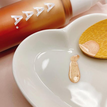 Chane on LIPS 「艶めく肌を叶える、マルチユースなリキッドハイライター。【AAA..」(2枚目)