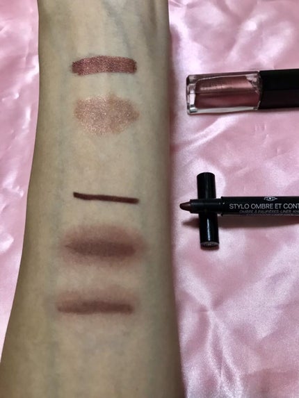 スティロ オンブル エ コントゥール/CHANEL/スティックアイシャドウを使ったクチコミ(3枚目)
