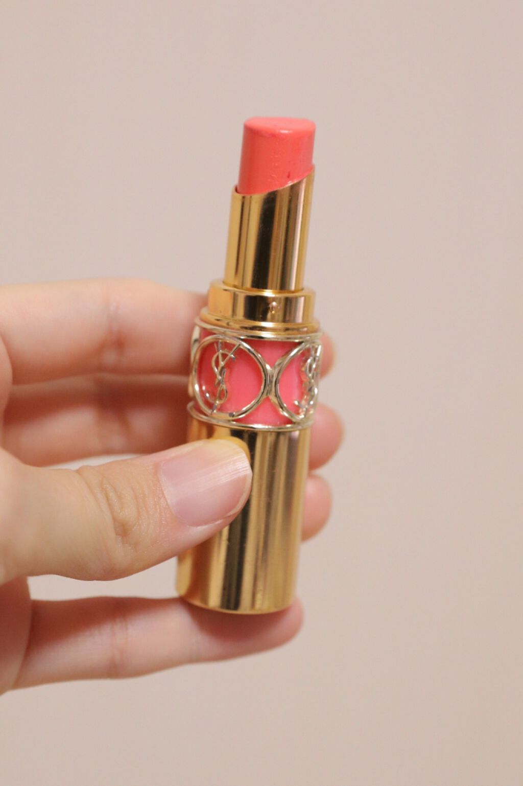 ルージュ ヴォリュプテ シャイン/YVES SAINT LAURENT BEAUTE/口紅を使ったクチコミ(1枚目)