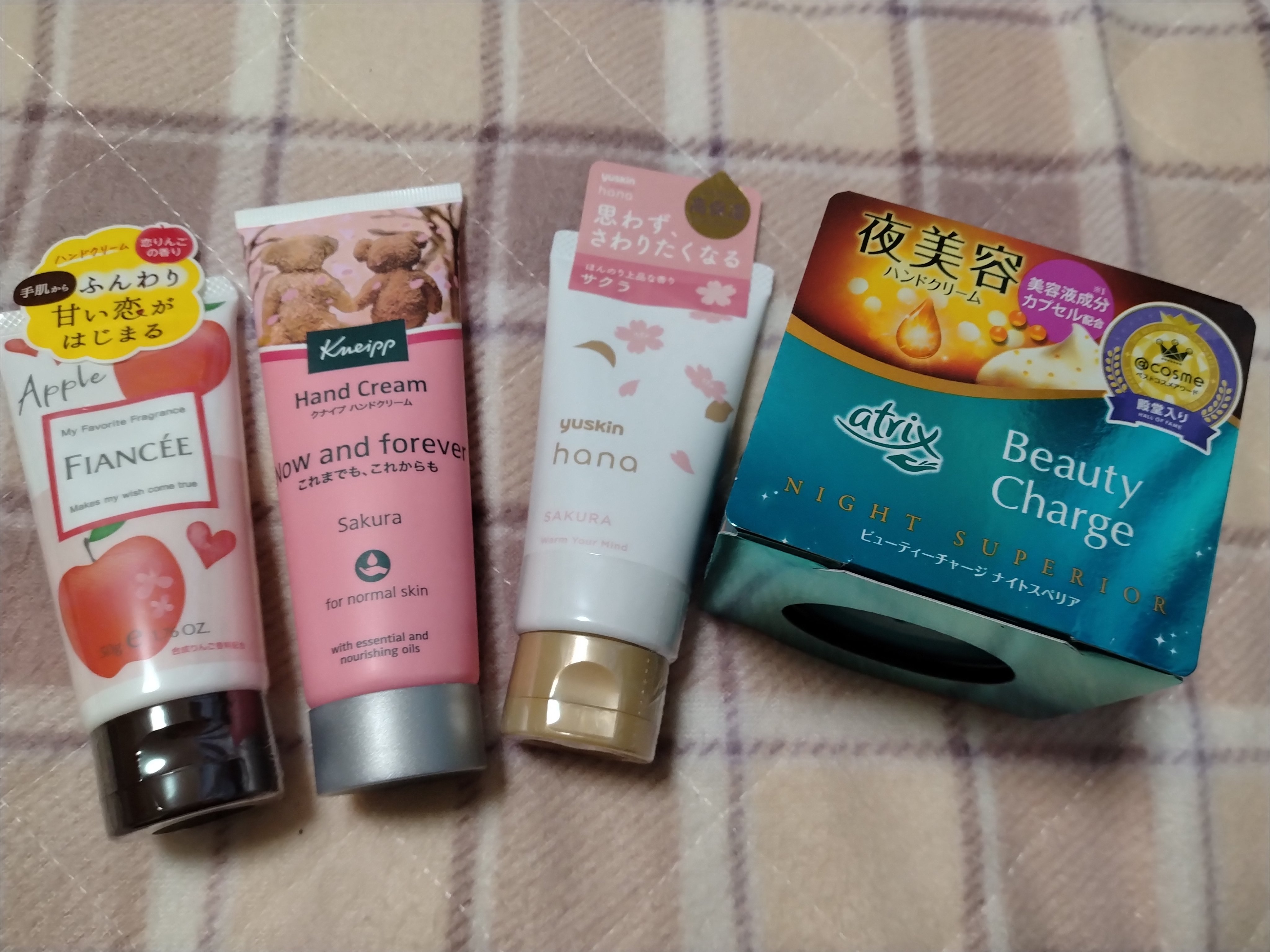 ハンドクリーム 恋りんごの香り/フィアンセ/ハンドクリームを使ったクチコミ（1枚目）