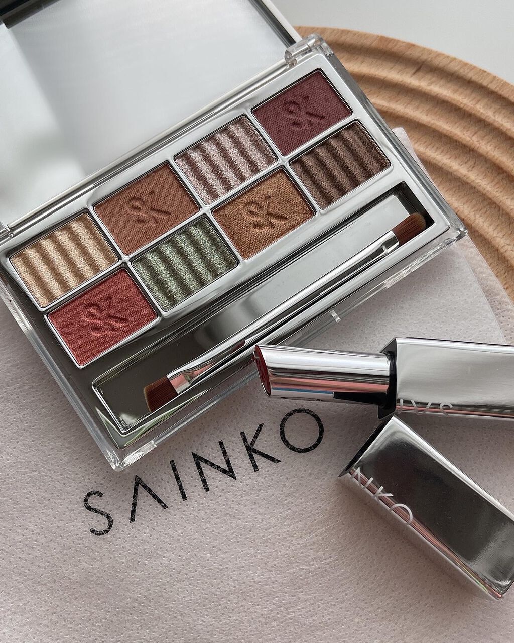 SAINKO　ベルベットアイシャドウパレット #02 Koukou/SAINKO/アイシャドウパレットを使ったクチコミ（2枚目）