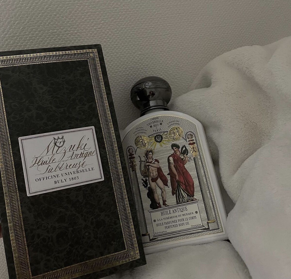 ユイル・アンティーク ローズ・ドゥ・ダマス / オフィシーヌ