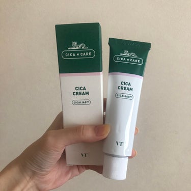 ♡肌の鎮静お守りコスメ♡
VT Cosmetics
VT CICAクリーム

遅ればせながらCICAクリームを使ってみたくて、VT cosmeticsのものを購入しました🛍

ニキビなどの鎮静効果がある