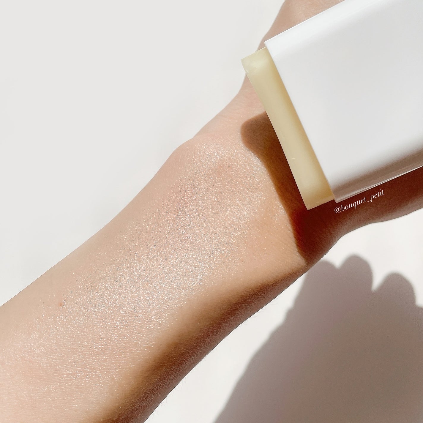 エネキシア エアリーサンスティック/RAWQUEST/日焼け止めスティックを使ったクチコミ(5枚目)