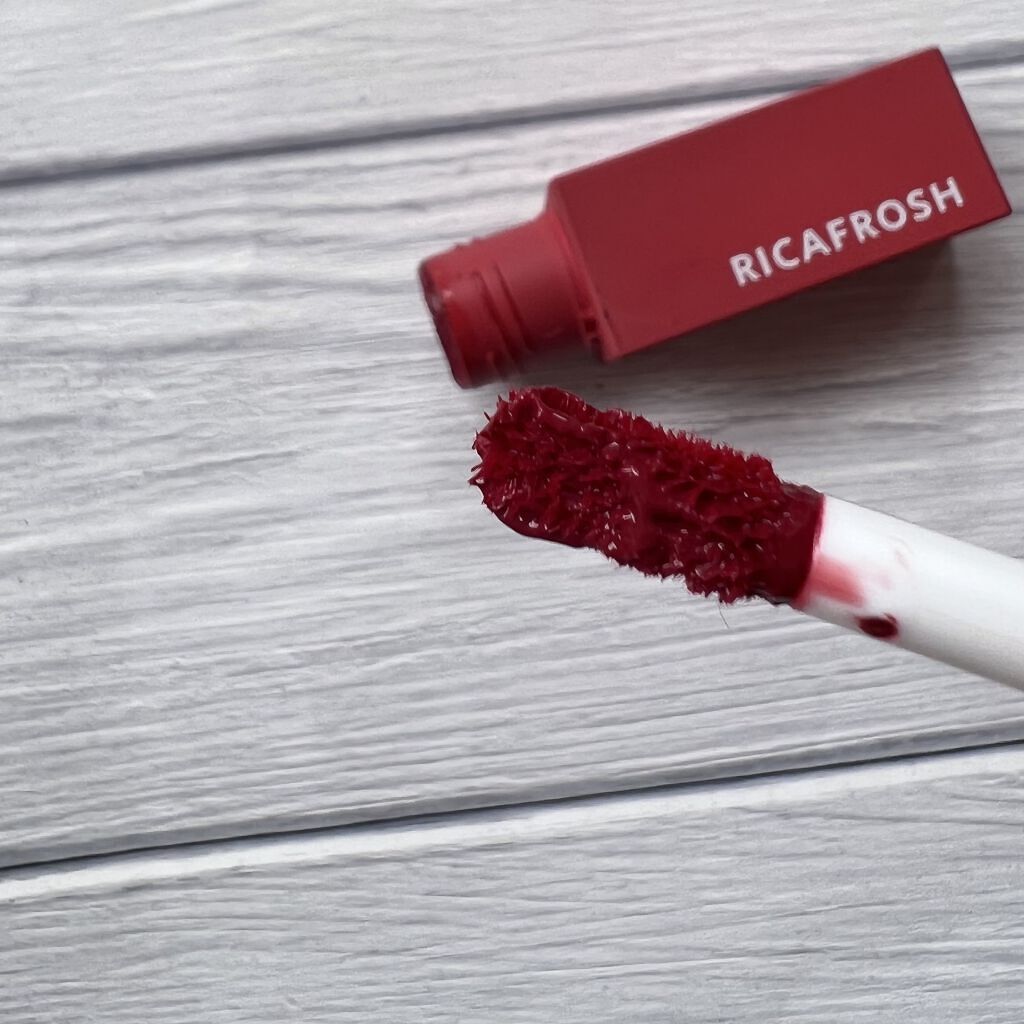 ジューシーリブティント 04 クランベリー/RICAFROSH/リップティントを使ったクチコミ（2枚目）