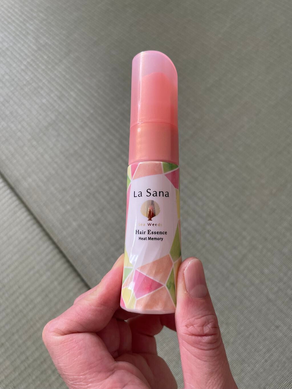 ラサーナ 海藻 ヘア エッセンス ヒートメモリー ピンクグレープフルーツの香り/ラサーナ/ヘアオイルを使ったクチコミ(1枚目)