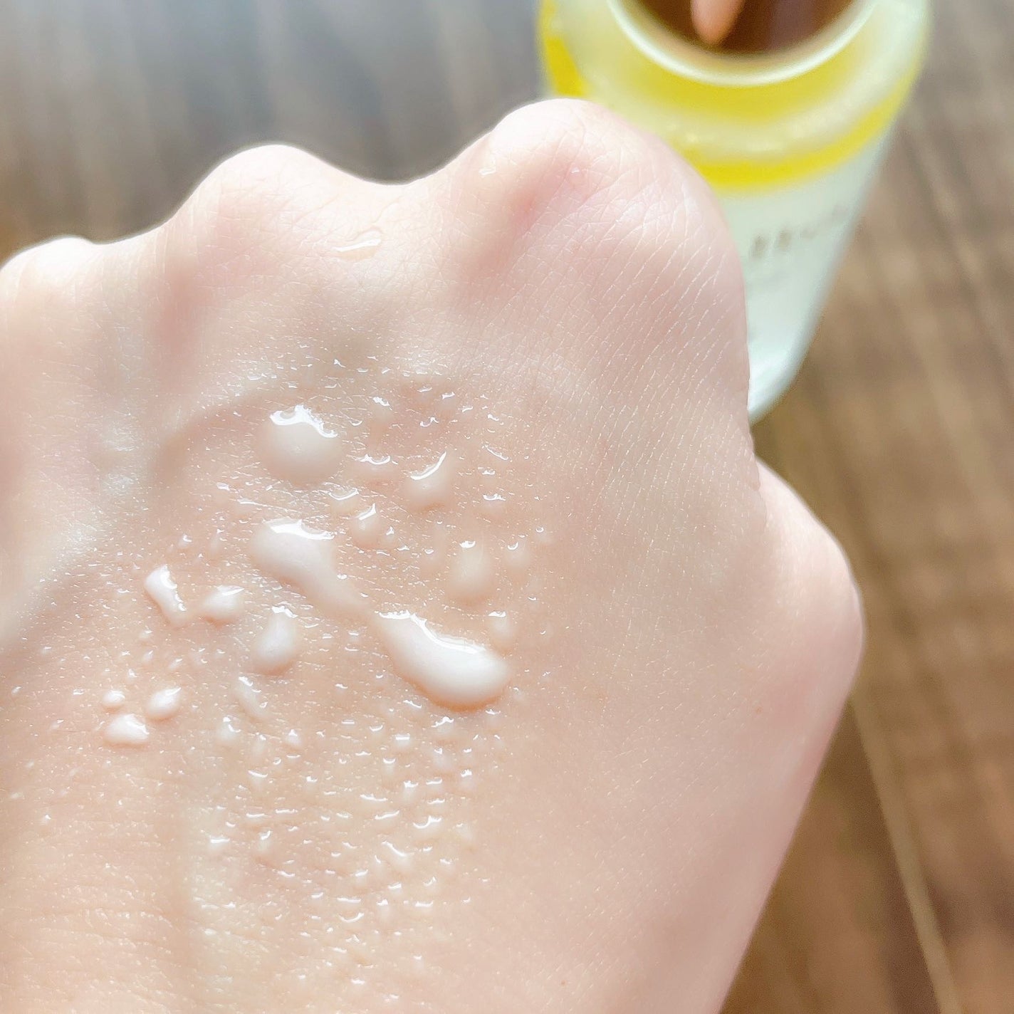 ダルバ ホワイトトリュフファーストスプレーセラム/ダルバ/ミスト状化粧水を使ったクチコミ(5枚目)