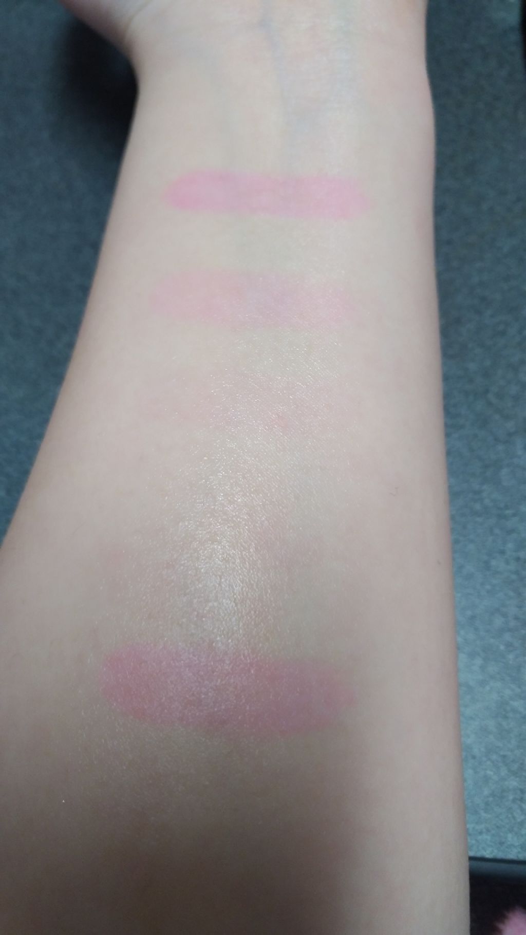 ディアダーリン ウォータージェルティント (アイスティント)/ETUDE/口紅を使ったクチコミ(4枚目)