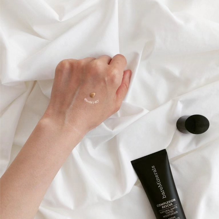 CR ナチュラル マット モイスチャライザー バタークリーム 0303/bareMinerals/クリーム・エマルジョンファンデーションを使ったクチコミ（2枚目）