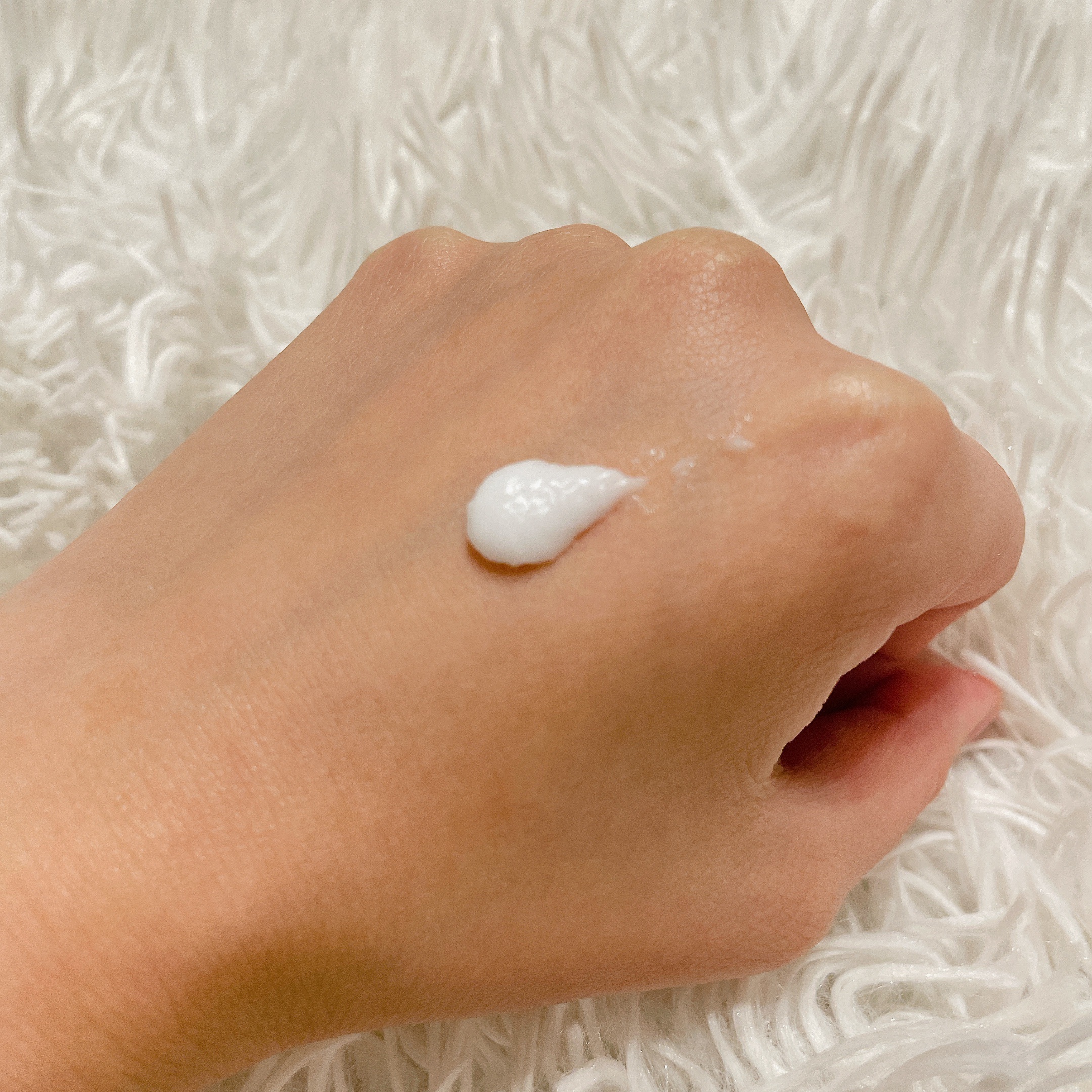 ワセリン ディープモイスチャーハンド＆ネイルクリーム/C2Y/ネイルオイル・トリートメントを使ったクチコミ（3枚目）