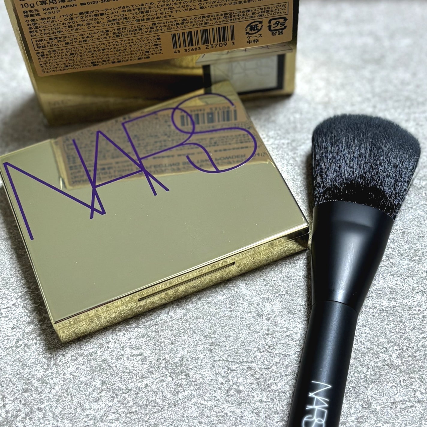 ゴールドダスト ライトライトリフレクティング セッティングパウダー/NARS/プレストパウダーを使ったクチコミ(1枚目)