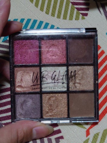 UR GLAM　BLOOMING EYE COLOR PALETTE/U R GLAM/アイシャドウパレットを使ったクチコミ（1枚目）