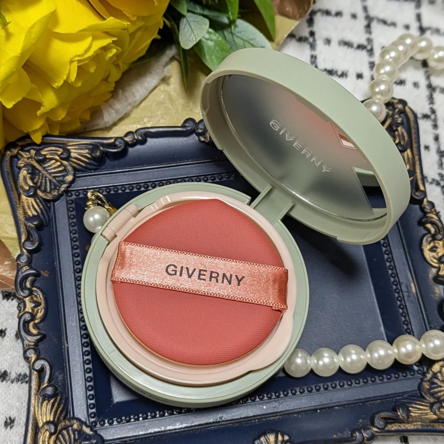 ジヴェルニー 密着カバークッション/GIVERNY/クッションファンデーションを使ったクチコミ(2枚目)