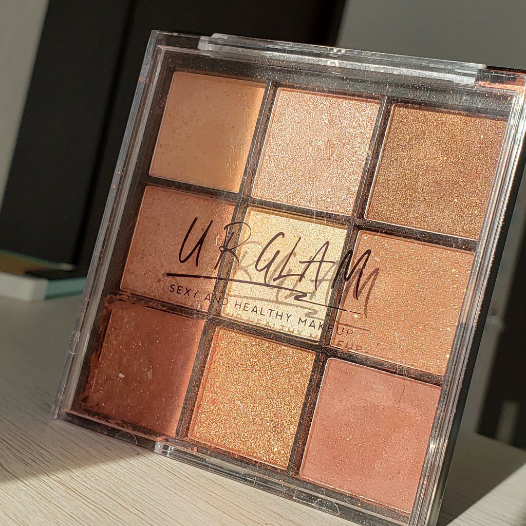 UR GLAM　BLOOMING EYE COLOR PALETTE/U R GLAM/アイシャドウパレットを使ったクチコミ（2枚目）