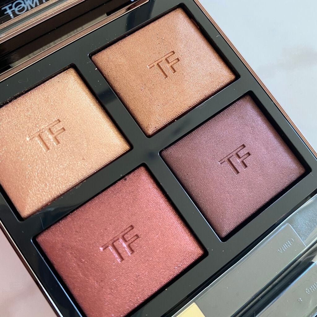 アイ カラー クォード/TOM FORD BEAUTY/アイシャドウパレットを使ったクチコミ(2枚目)