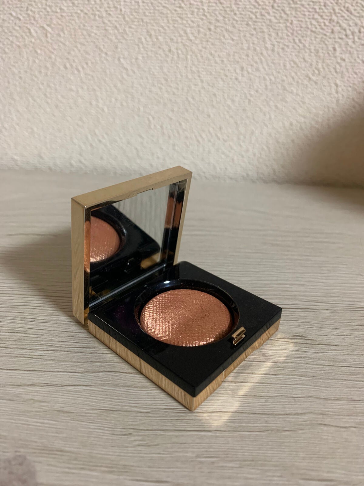 リュクスアイシャドウ/BOBBI BROWN/単色アイシャドウを使ったクチコミ(1枚目)