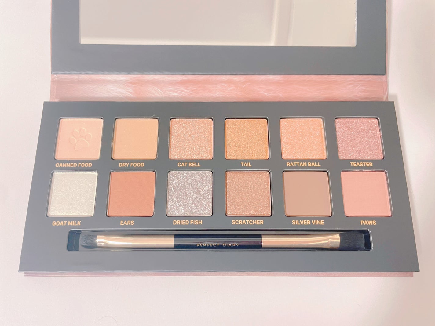 エクスプローラ12色 動物アイシャドウパレット/PERFECT DIARY/アイシャドウパレットを使ったクチコミ(3枚目)