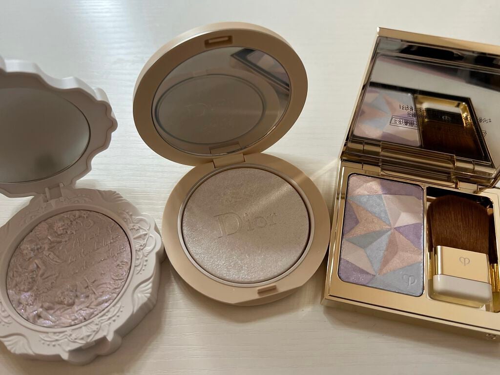 クレ・ド・ポー ボーテ レオスールデクラ/クレ・ド・ポー ボーテ/パウダーハイライトを使ったクチコミ(2枚目)