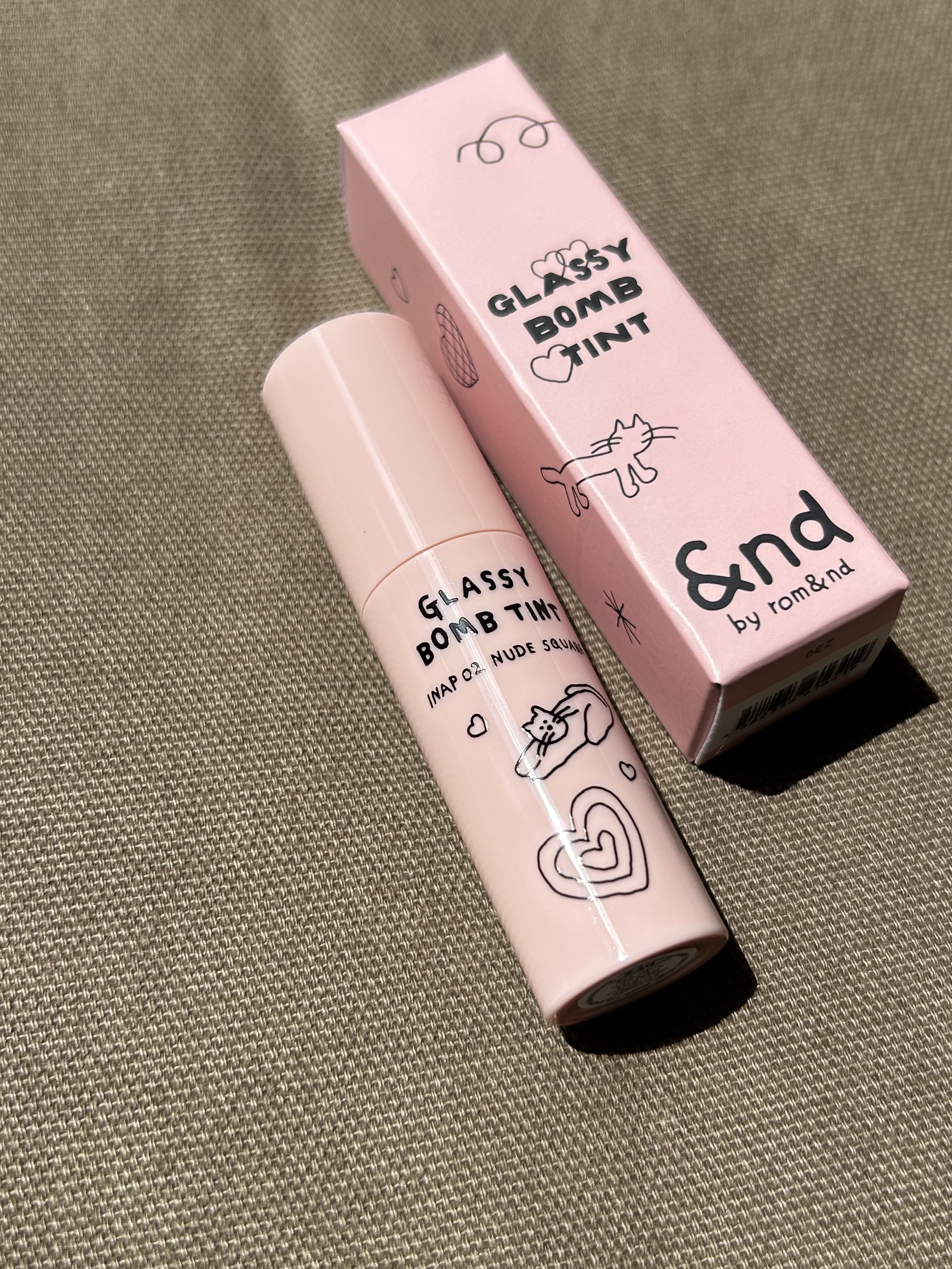 グラッシーボムティント/&nd by rom&nd/リップティントを使ったクチコミ（1枚目）