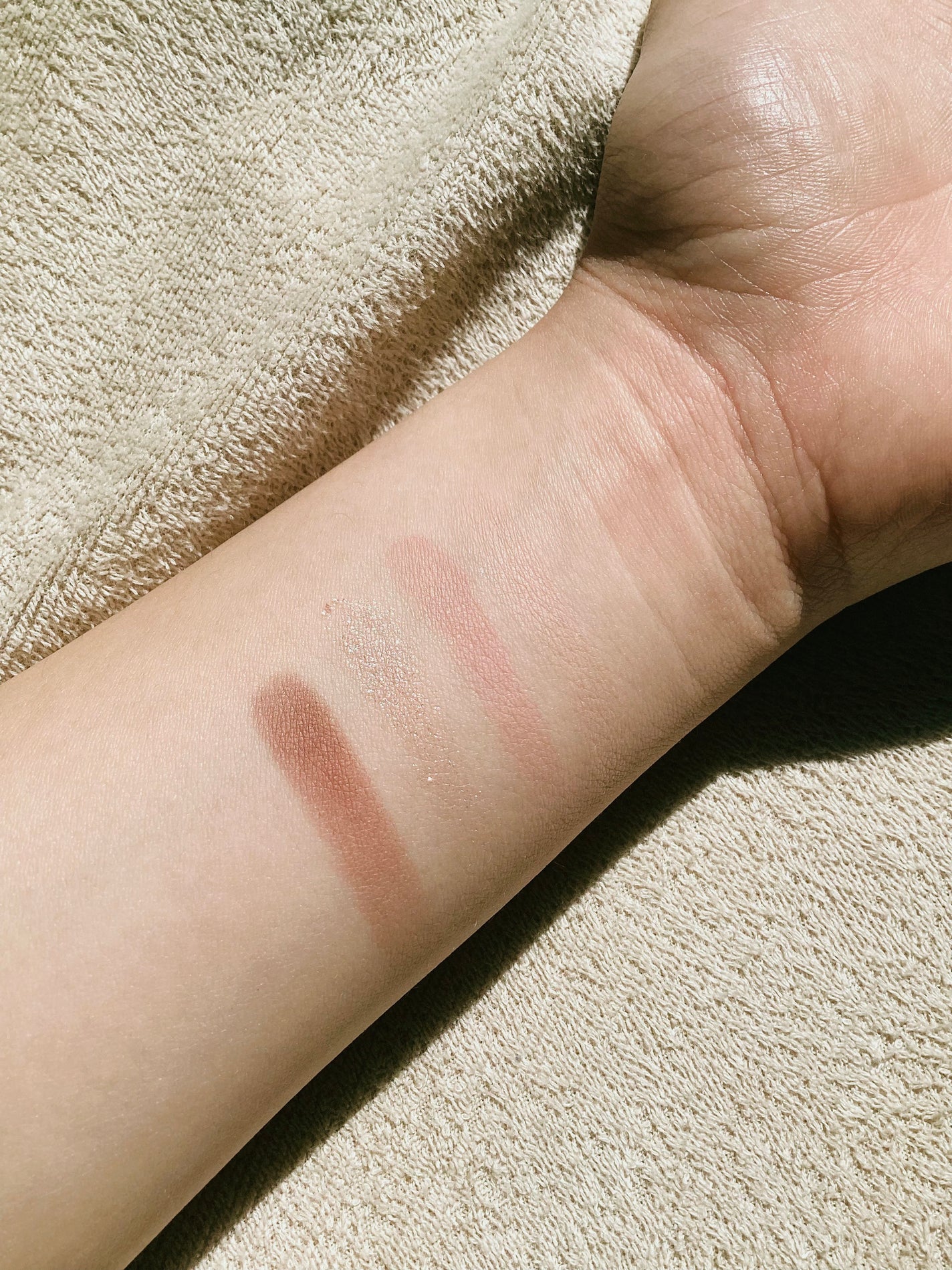 アンドバイロムアンド メロウアイパレット/&nd by rom&nd/アイシャドウパレットを使ったクチコミ(2枚目)