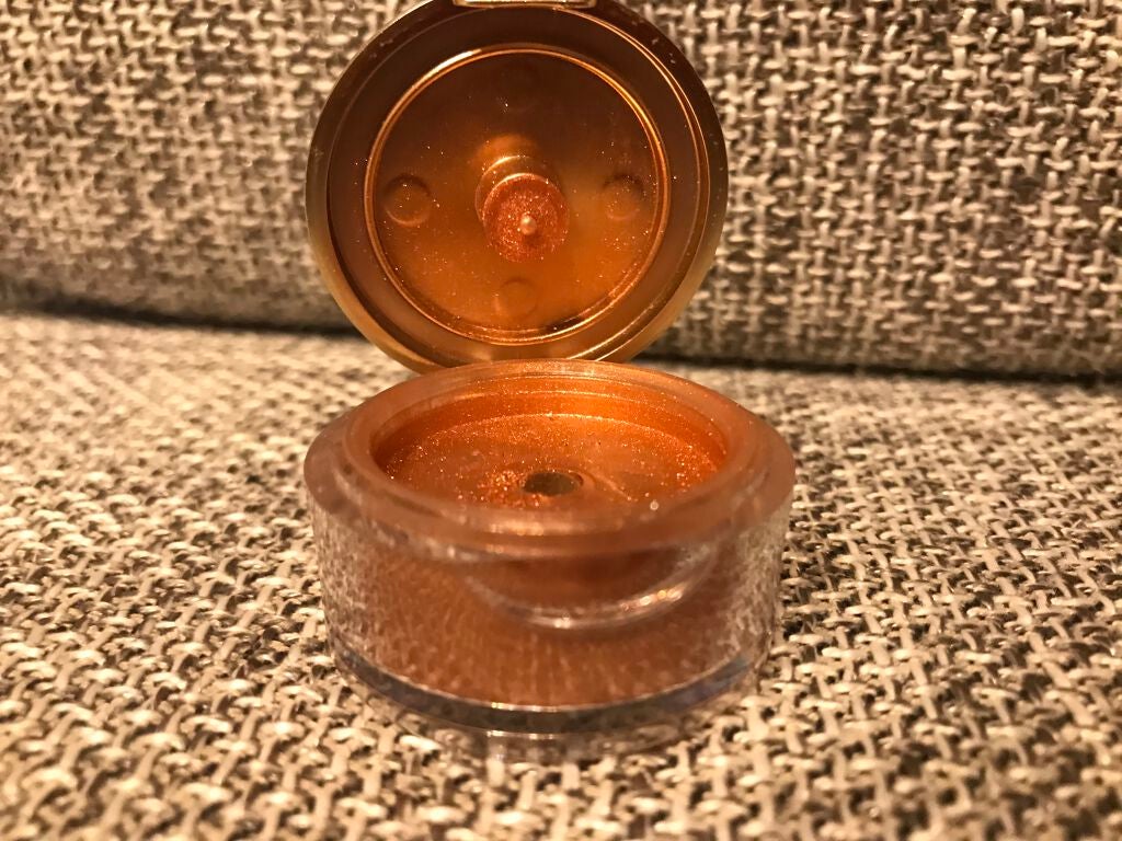 ミネラルピグメント/ONLY MINERALS/単色アイシャドウを使ったクチコミ(3枚目)