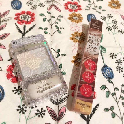 グロウフルールハイライター/キャンメイク/パウダーハイライトを使ったクチコミ(2枚目)