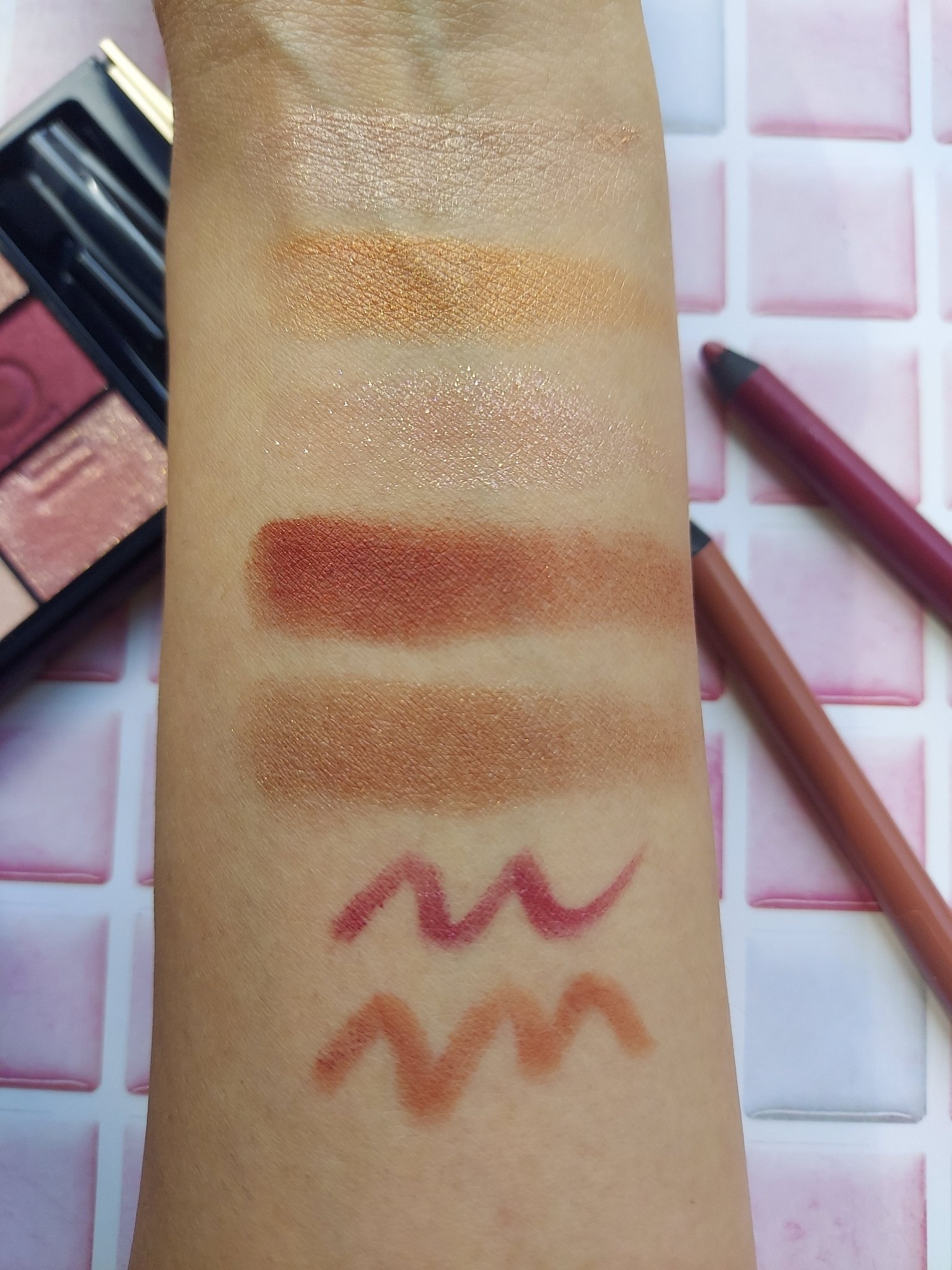 インウイ アイズ/INOUI/アイシャドウパレットを使ったクチコミ（2枚目）