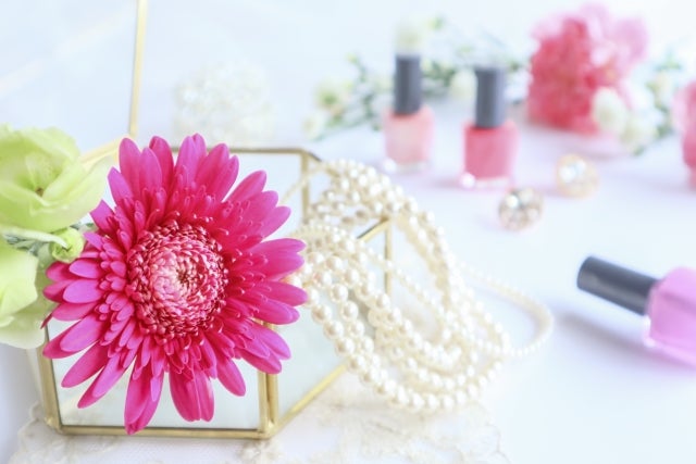 ネイルオイルの効果とは?正しい使い方とおすすめアイテム20選をご紹介!の画像