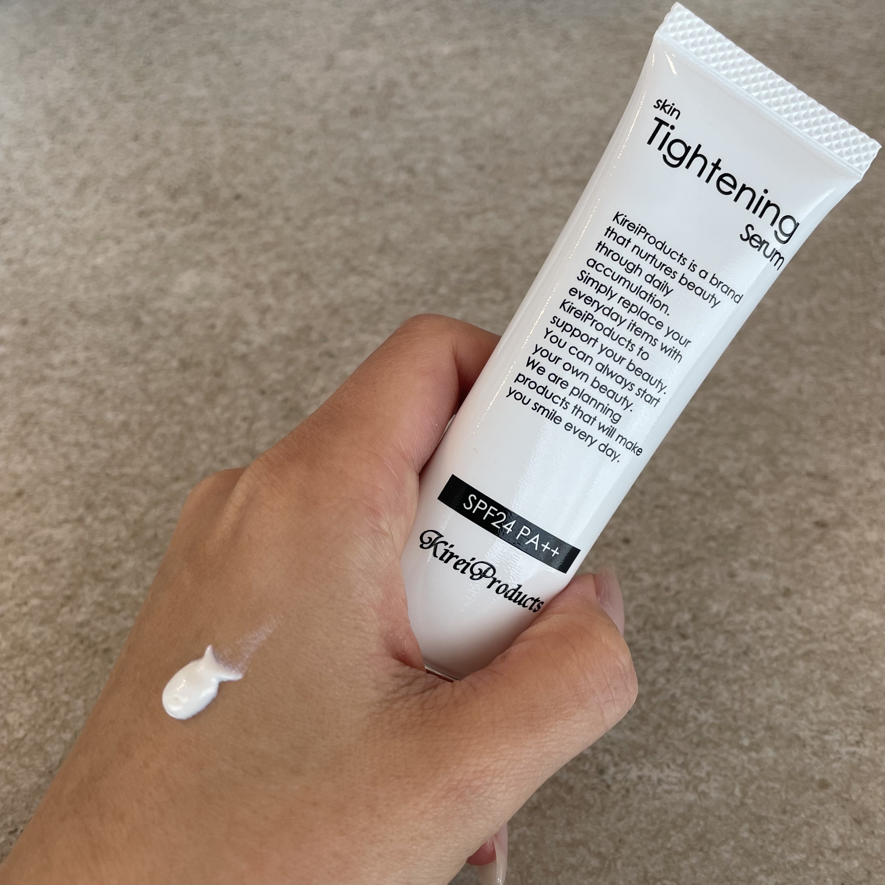 スキンタイトニングセラム/kirei products/化粧下地を使ったクチコミ（2枚目）
