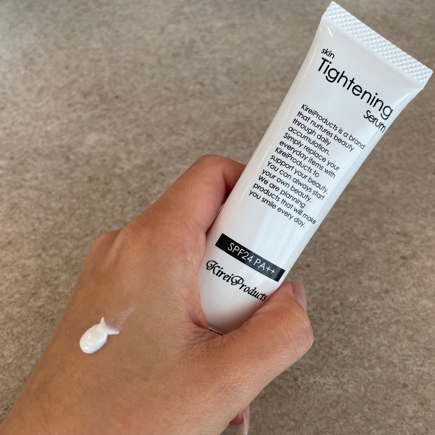 スキンタイトニングセラム/kirei products/化粧下地を使ったクチコミ(2枚目)