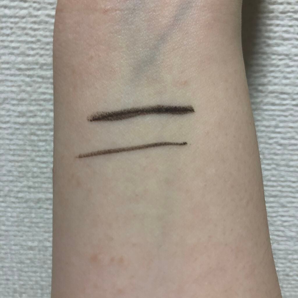 「密着アイライナー」クリームペンシル/デジャヴュ/ペンシルアイライナーを使ったクチコミ(2枚目)