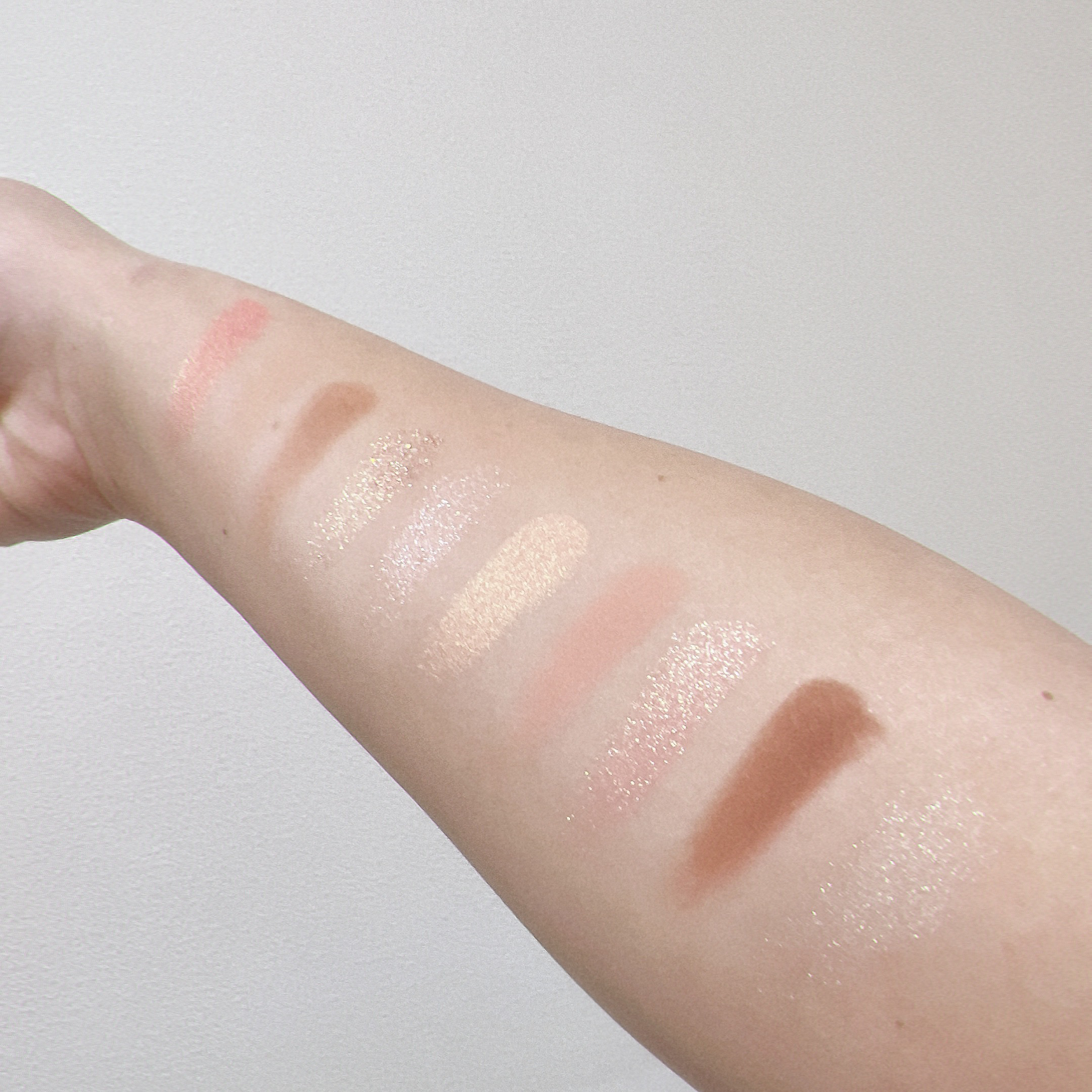 ディオール バックステージ フェイス グロウ パレット/Dior/ハイライトを使ったクチコミ（3枚目）