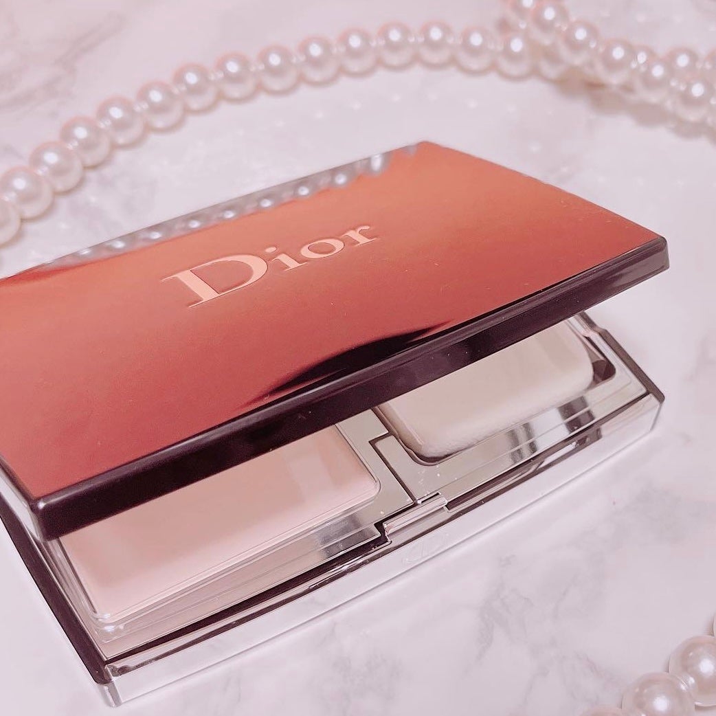 ディオールスキン フォーエヴァー コンパクト ナチュラル ベルベット/Dior/パウダーファンデーションを使ったクチコミ(1枚目)