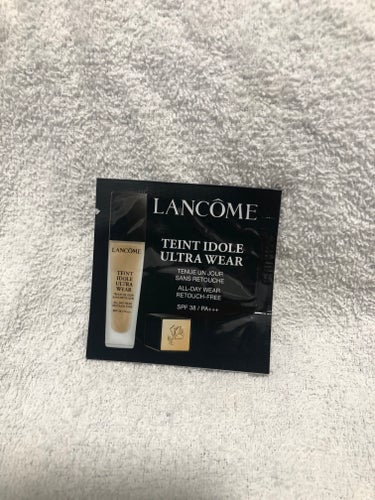 今回はLANCOMEのタンイドル ウルトラ ウェア リキッドになります。使用カラーはBO-02です。

使用した感想は、皮脂や汗に強くヨレにくいような気がしましたよ⭐️

リキッドは緩めな気がするのです