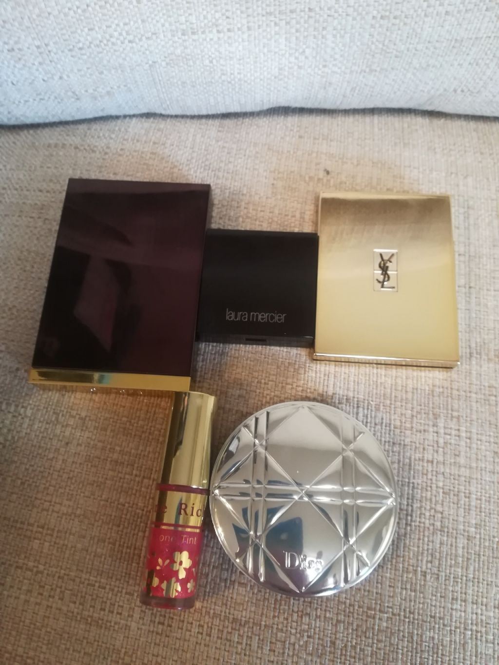 ブラッシュクチュール/YVES SAINT LAURENT BEAUTE/パウダーチークを使ったクチコミ（1枚目）