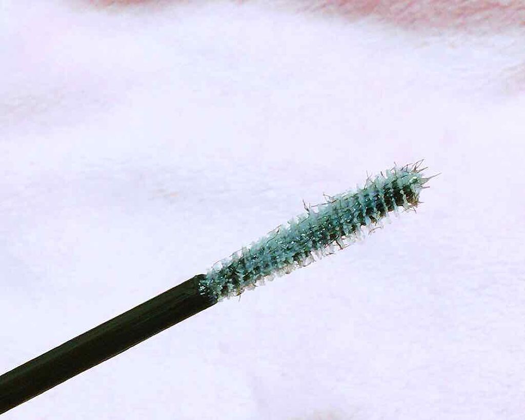 ラッシュニスタ オイリシャス/MAYBELLINE NEW YORK/マスカラを使ったクチコミ(2枚目)