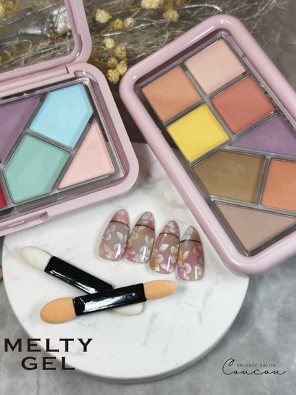 🐒ズボラママみっちゃんの高見えネイル💅 on LIPS 「他にもたくさん投稿してます→@m.naiiil.99@natu..」(1枚目)