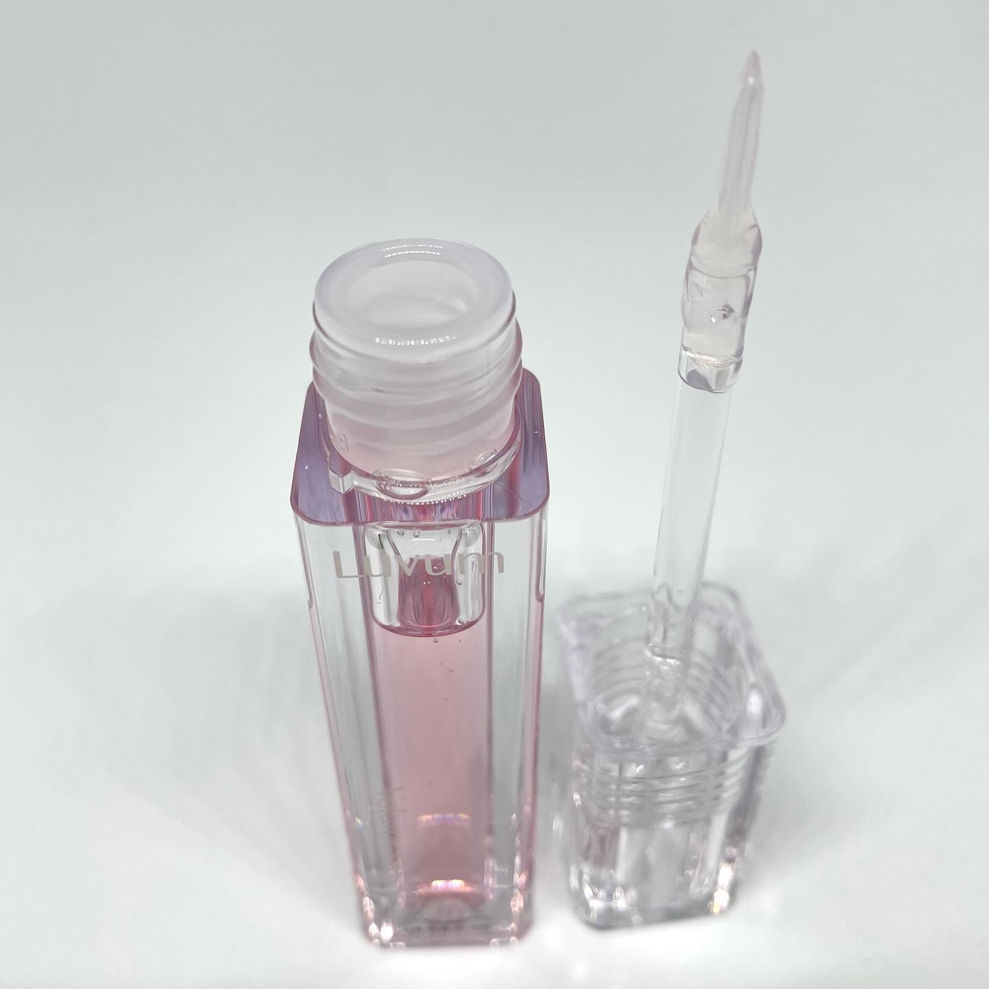 ラビューム ボリュームリップセラム/Luvum/リップグロスを使ったクチコミ（3枚目）