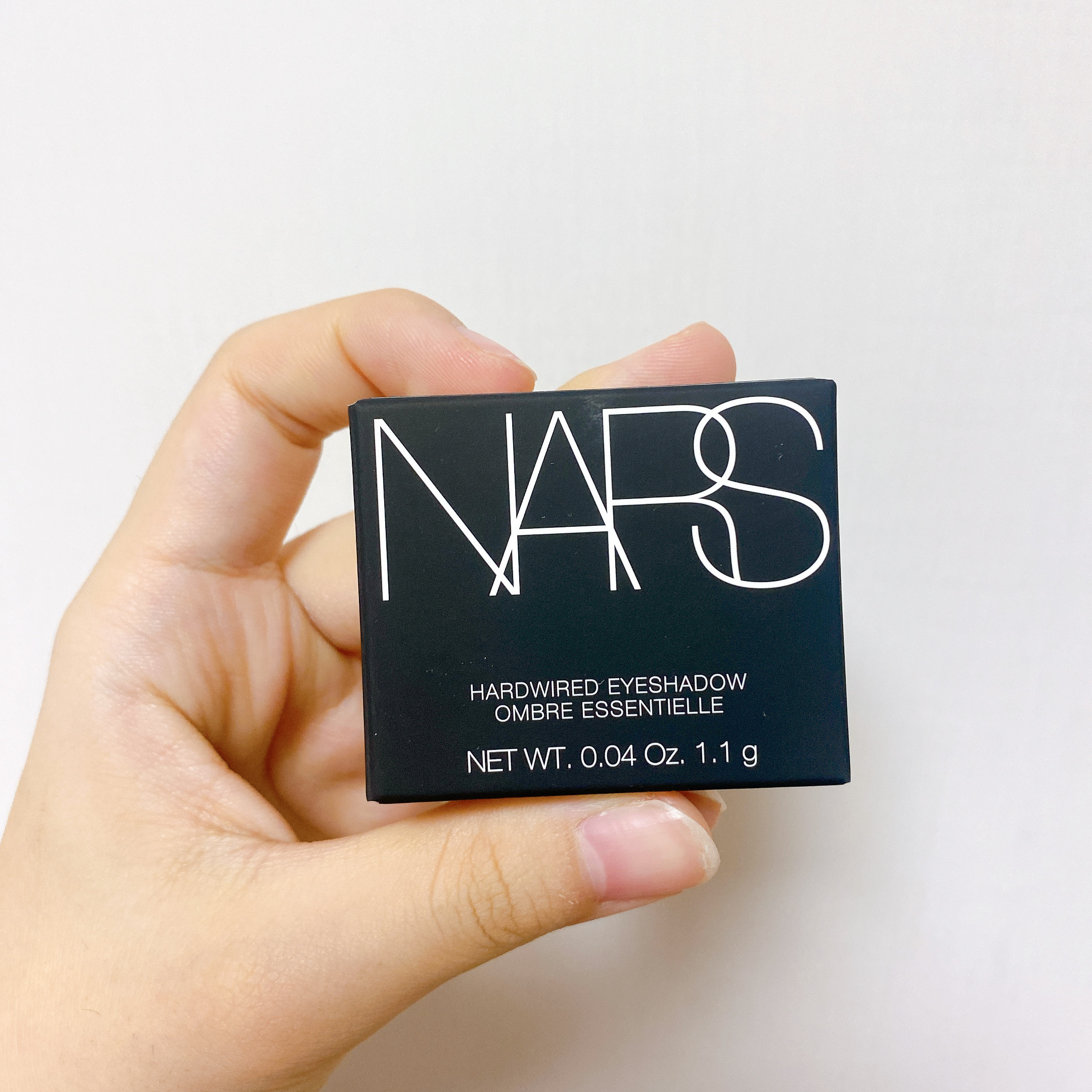 ハードワイヤードアイシャドー/NARS/単色アイシャドウを使ったクチコミ（3枚目）